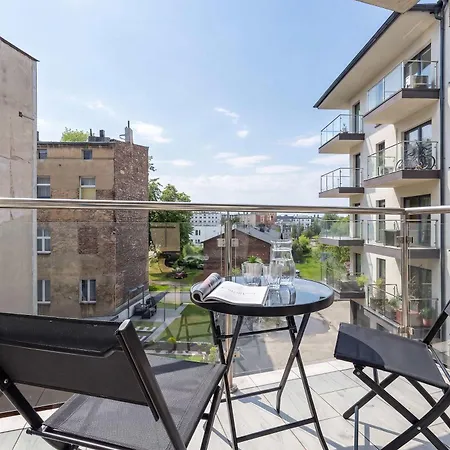 Beige And Pink In With Balcony And Desk By Renters *